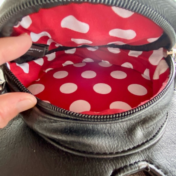 NWOT Minnie Mouse Loungefly Crossbody Purse - Picture 6 of 6